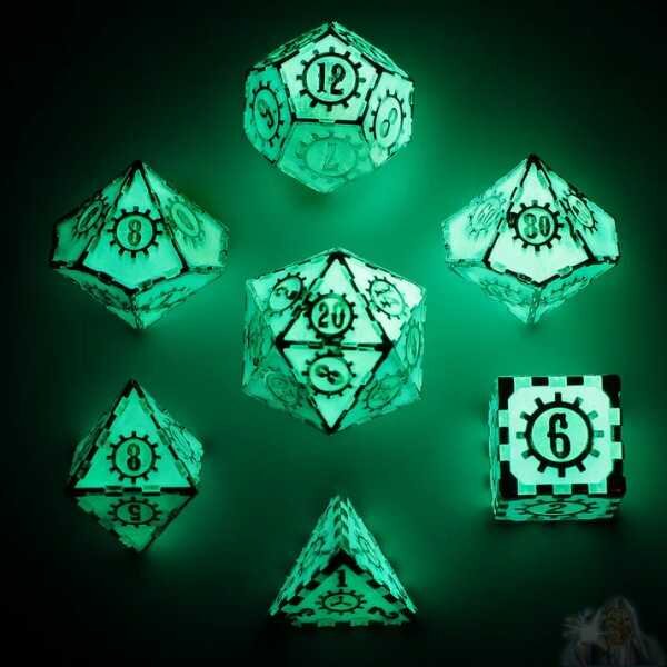 Gears of Fate Solid Metal Dice Set: Glow in the dark (7)