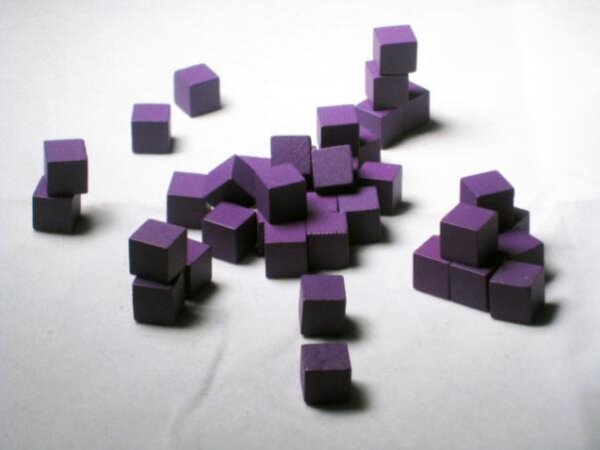10mm Purple Wooden Cube Tokens (100 Pack)