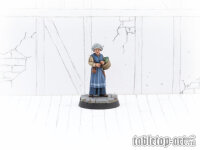 Townsfolk Miniatures - Maid At Vegetable Shopping